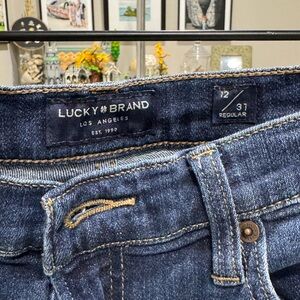 Lucky Brand Women's Dark Blue Straight Leg Jeans